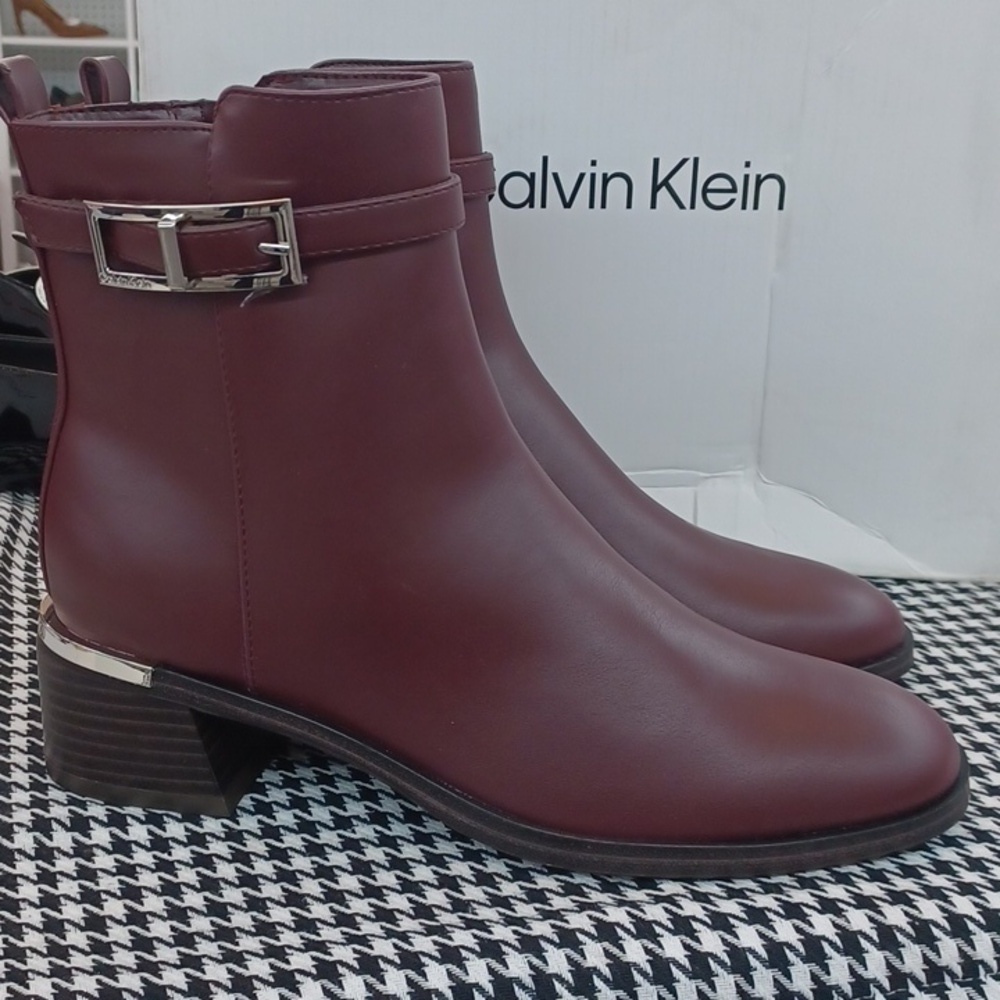 Calvin Klein KcJallis2 NIB